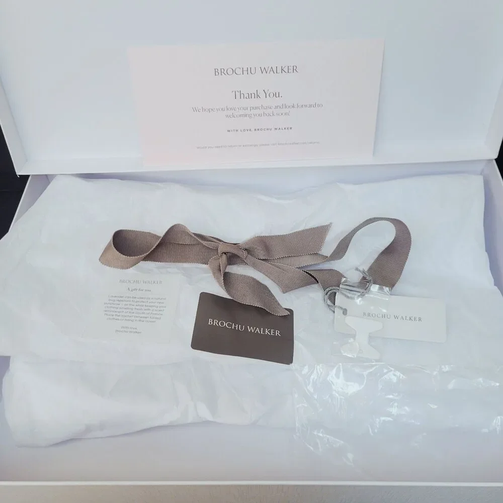 Veronica Beard Empty Gift Box Packaging Garment Bag Hanger Tissue Paper